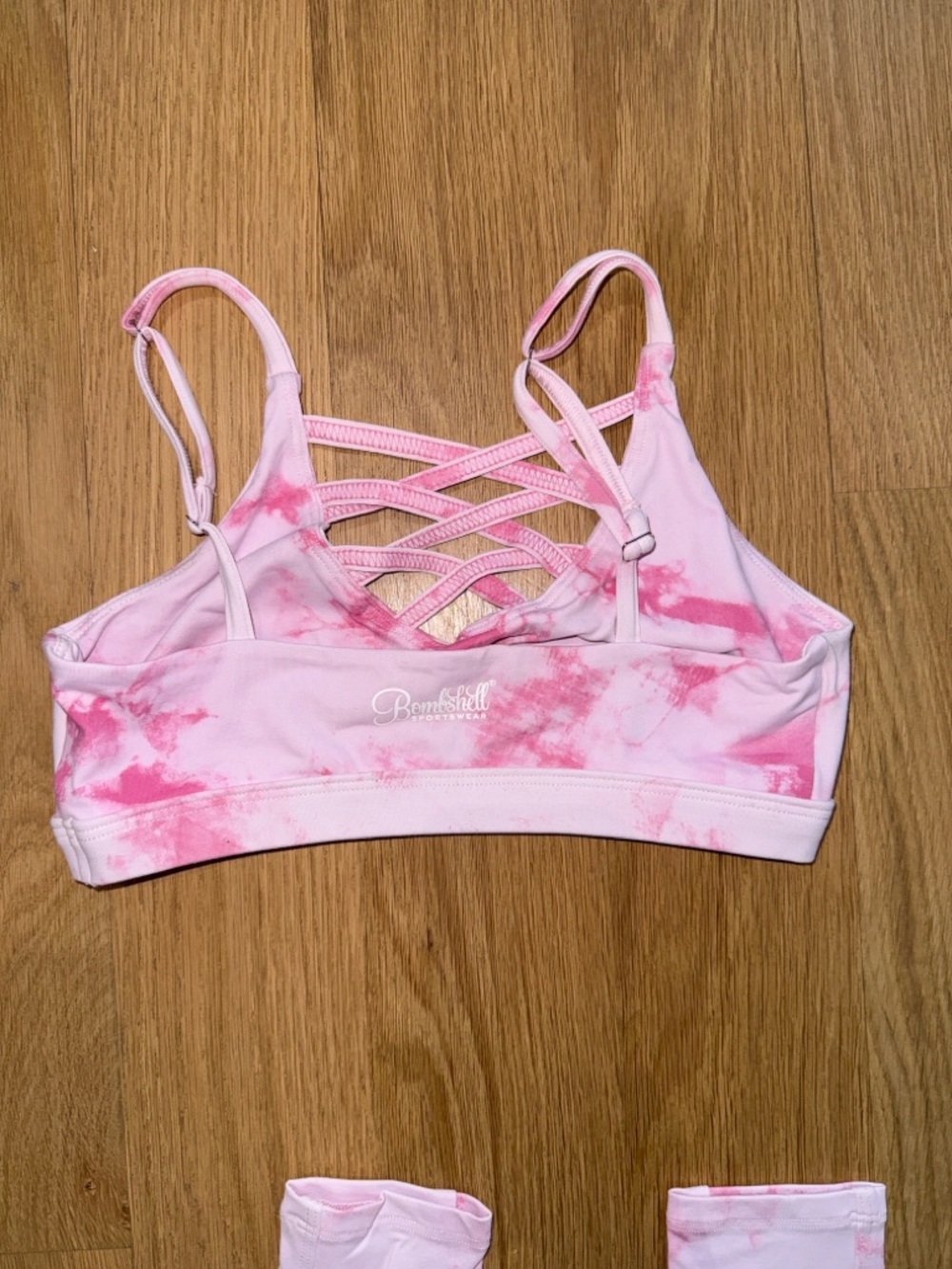 Bombshell Sportswear Pink Tie-Dye Crisscross Sports Bra & Legging Set, S/XS - Picture 5 of 10